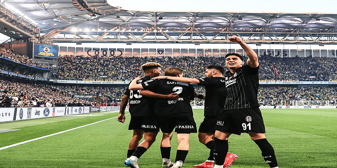 Beşiktaş Akdeniz'e 3 arıyor 