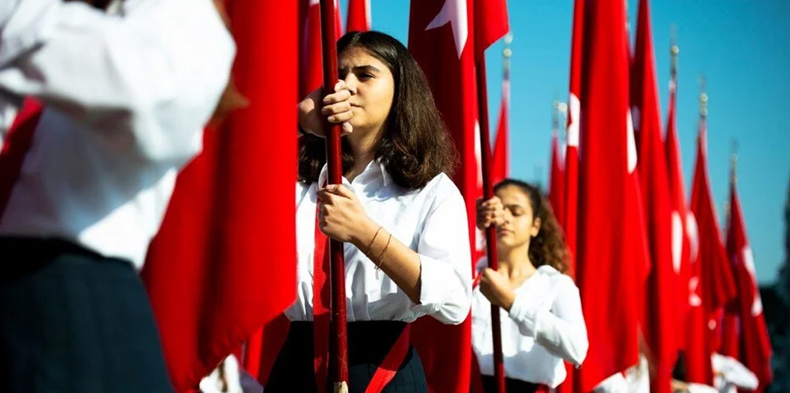 19 Mayıs Resmi Tatil Mi? 2025’te Pazartesi Günü Okullar Kapalı Mı?