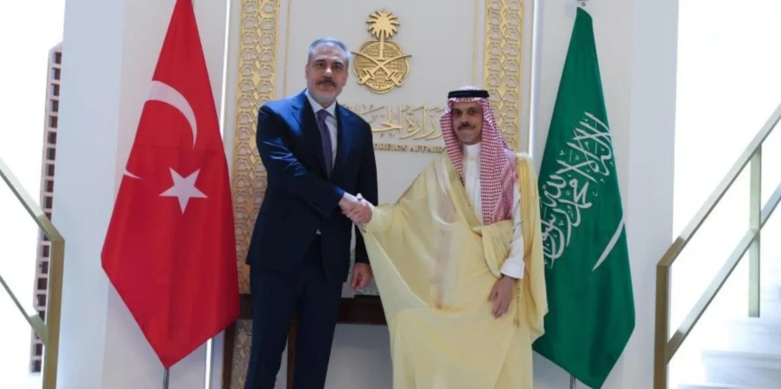Dışişleri Bakanı Fidan, Suudi Arabistan'da Tarihi Görüşmelere Katıldı
