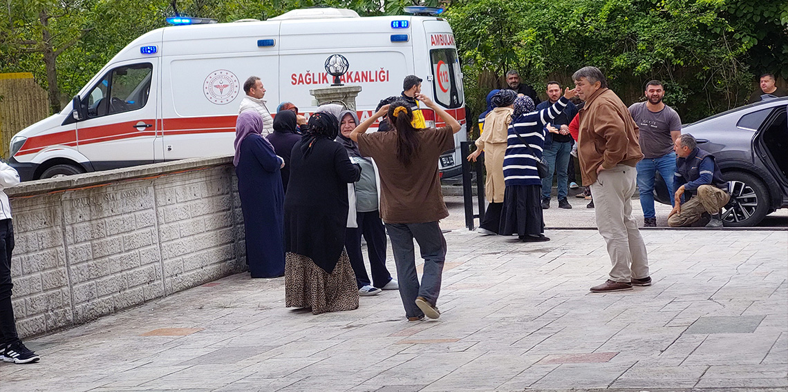 Polis memuru tabancayla vurulmuş halde ölü bulundu