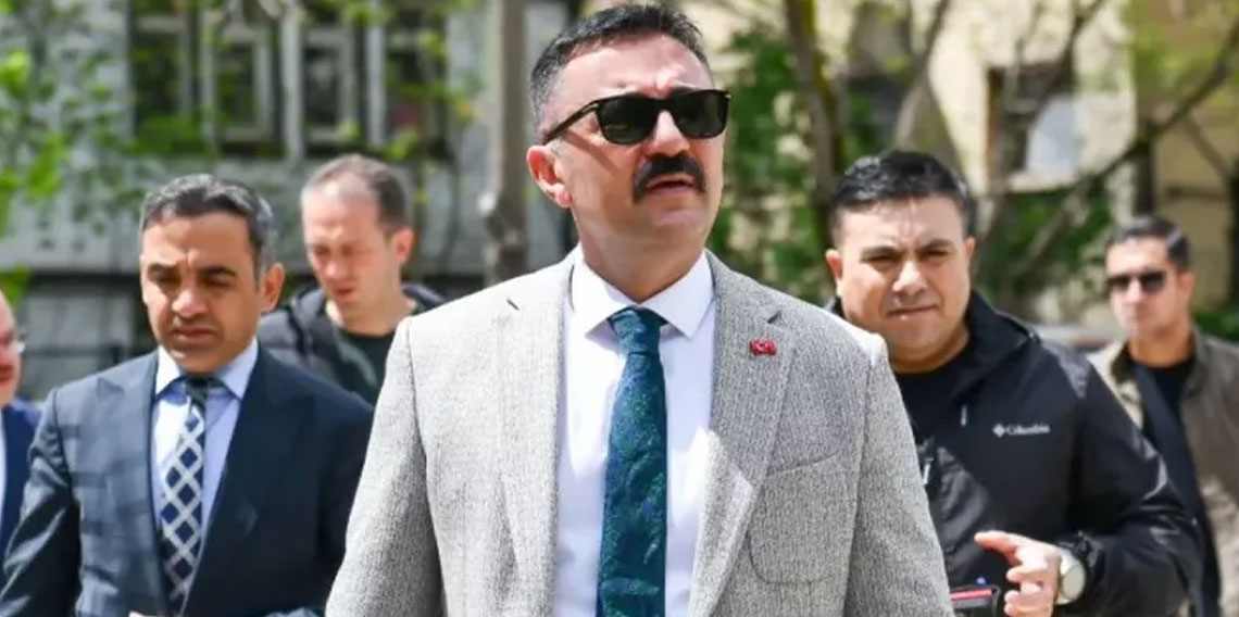 Tunceli Valisi Bülent Tekbıyıkoğlu merkeze çekildi