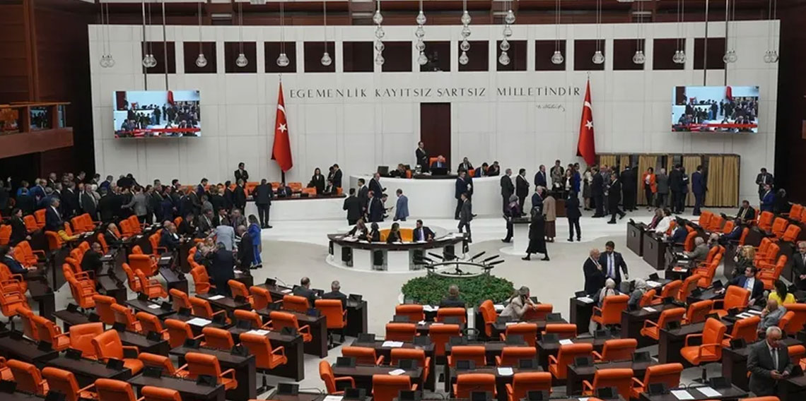 Hakimler ve Savcılar Kurulu'na 5 yeni üye seçildi