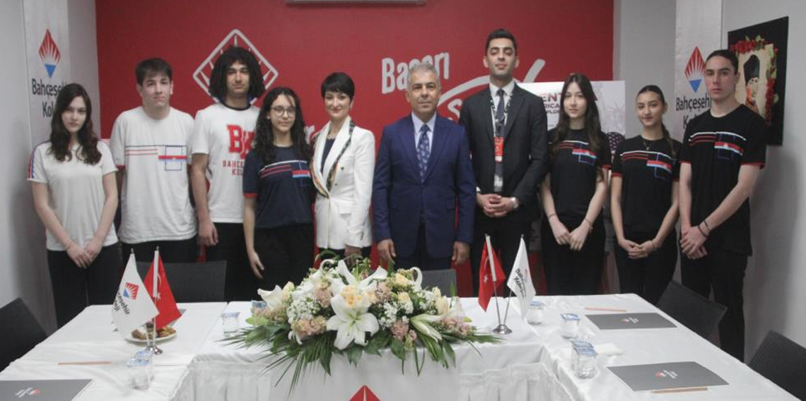 Ordu-Giresun Bahçeşehir Koleji'nden dünya üniversitelerine rekor kabul