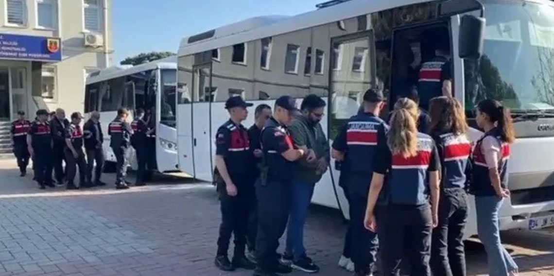 İBB operasyonunda üçüncü dalga: 20 kişiden 16'sı için tutuklama talebi