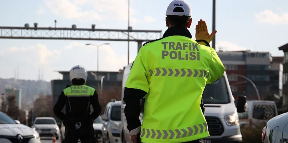 Trafikte yeni düzenleme Meclis'e sunuldu: 3 kez hata yapan yandı!