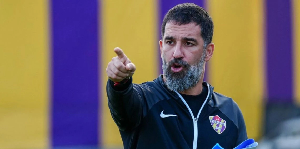 Arda Turan Eyüpspor'a Veda Etti: Yeni Teknik Direktör İçin Açıklama Geldi