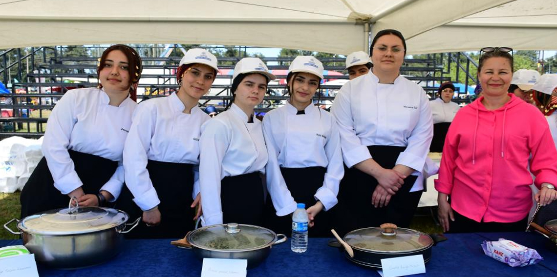 Samsun'da Sakarlı Hıdırellez Festivali'nde Yöresel Lezzetler Yarışması damaklarda iz bıraktı