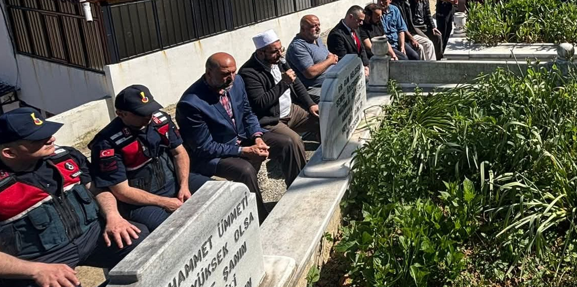 Trabzon’da Şehitler Dualarla Anıldı: Aziz Hatıraları Yaşatılıyor