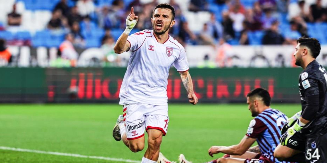 Samsunspor’un üçüncülük mücadelesi son haftaya taşındı