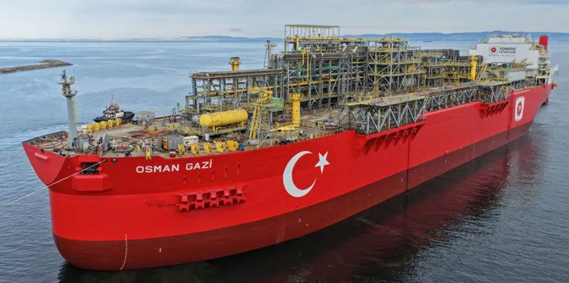 Türkiye'nin ilk yüzer doğalgaz üretim platformu İstanbul Boğazı'nda!