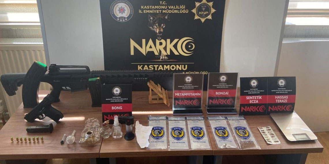 Kastamonu'da uyuşturucu operasyonları: 3 gözaltı