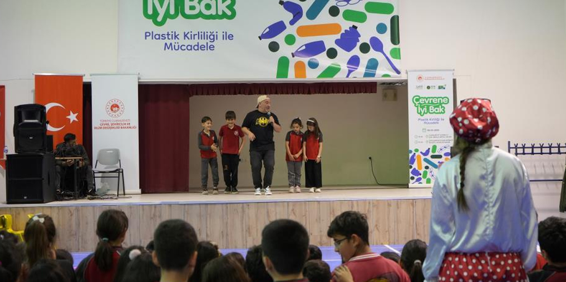Bayburt’ta Çevre Haftası Coşkusu: Plastik Kirliliğine Karşı Renkli Etkinliklerle Farkındalık