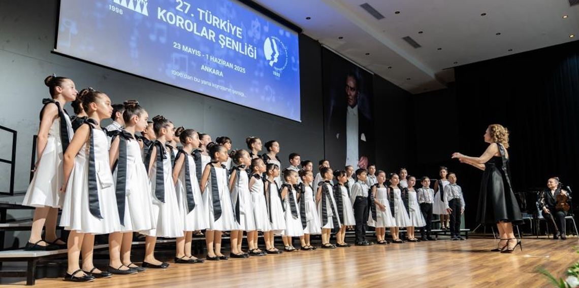 Amisos Çocuk Korosu’na Türkiye Korolar Şenliği’nde iki ödül
