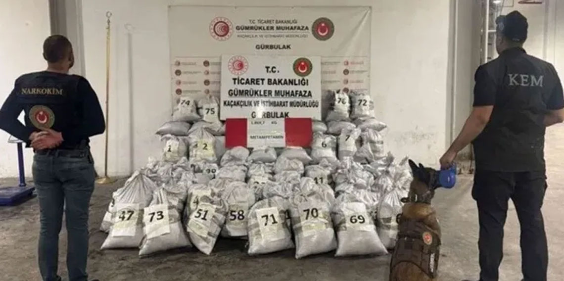 Tarihi uyuşturucu operasyonu: Kömüre emdirilmiş halde ele geçirildi