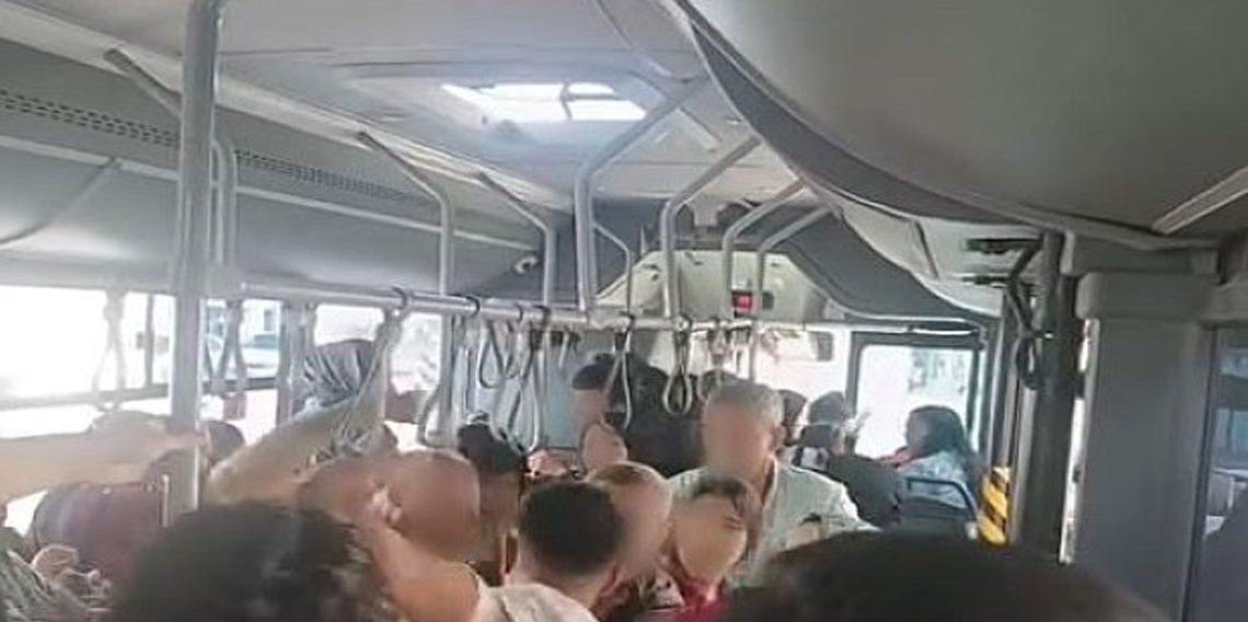 Taciz iddiası otobüsü karıştırdı, tekme tokat kavga ettiler
