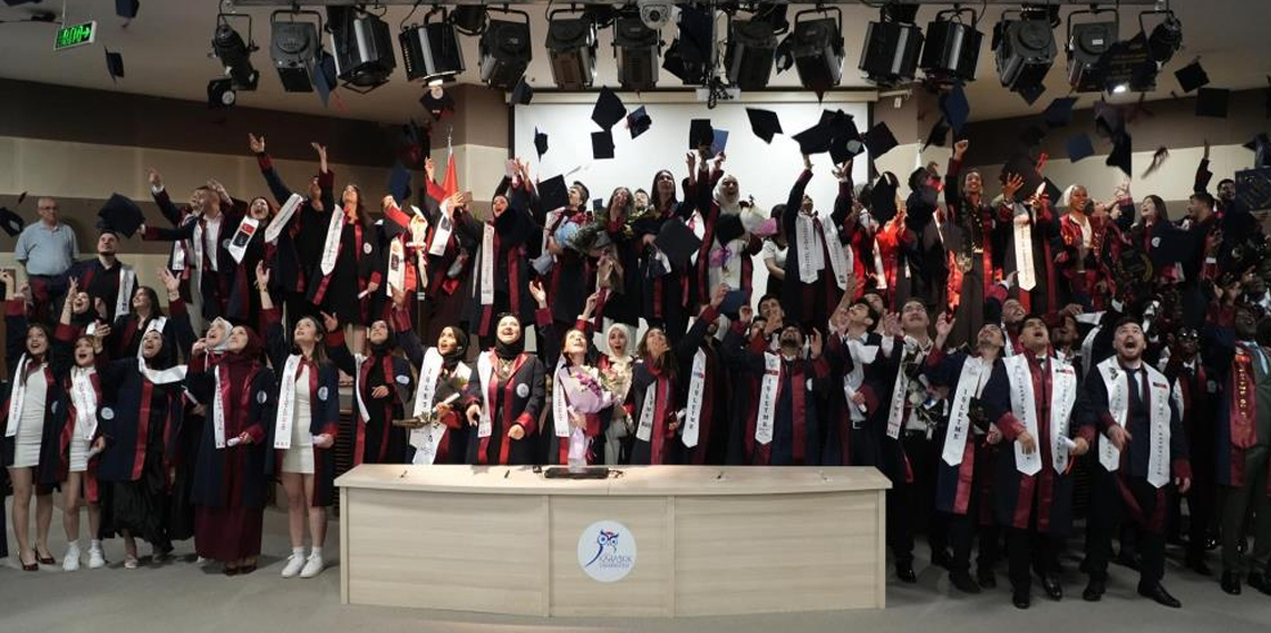 Karabük Üniversitesinde mezuniyet coşkusu