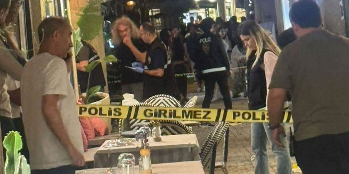 Çeşme'de silahlı saldırı: Ünlü iş adamı yaralandı