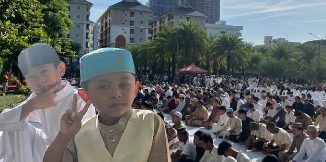 Tayland'da Müslümanlar bayram namazında saf tuttu