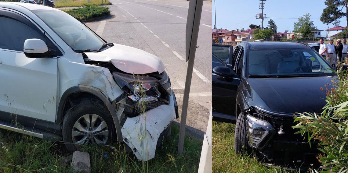Samsun'da kavşakta 2 otomobil çarpıştı: 2 yaralı