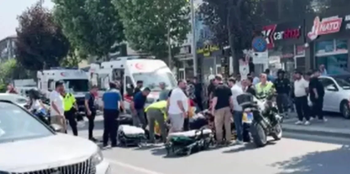 Otomobille motosiklet çarpıştı: 2 yunus polisi yaralı