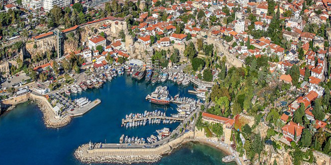 Antalya Mermerli Plajı’nda bin TL’lik giriş ücreti tartışması