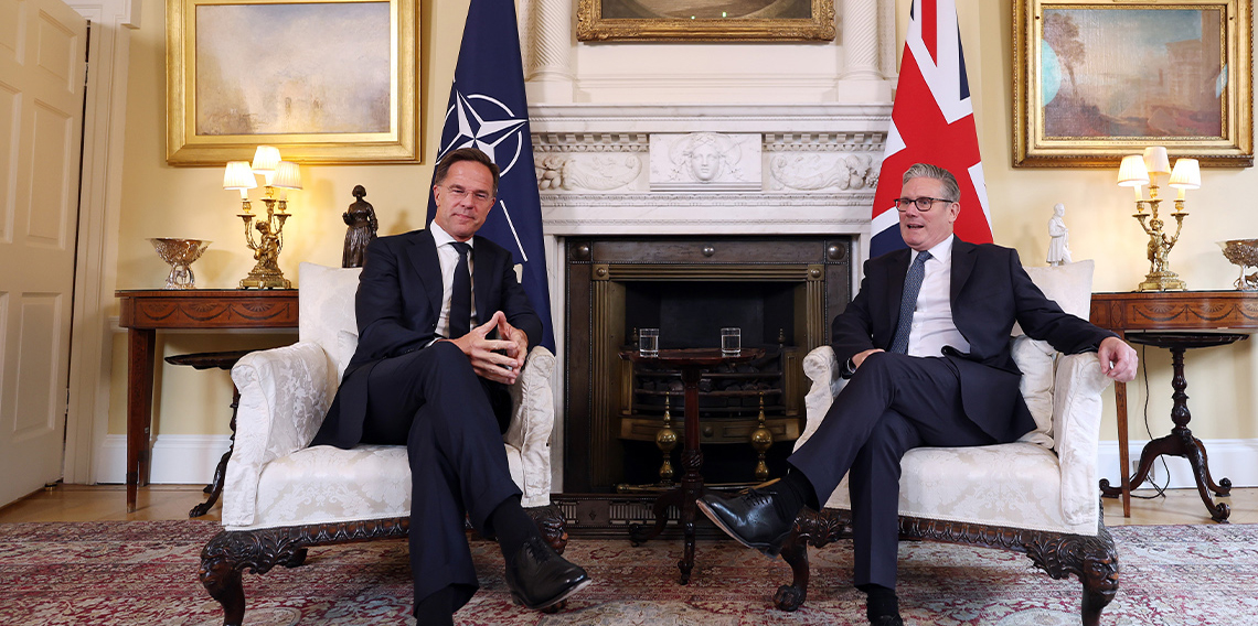 NATO Genel Sekreteri Rutte ile İngiltere Başbakanı Starmer bir araya geldi