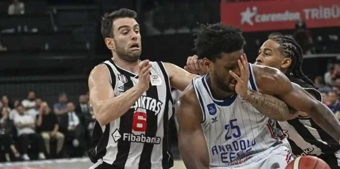 Beşiktaş, Anadolu Efes karşısında kazandı