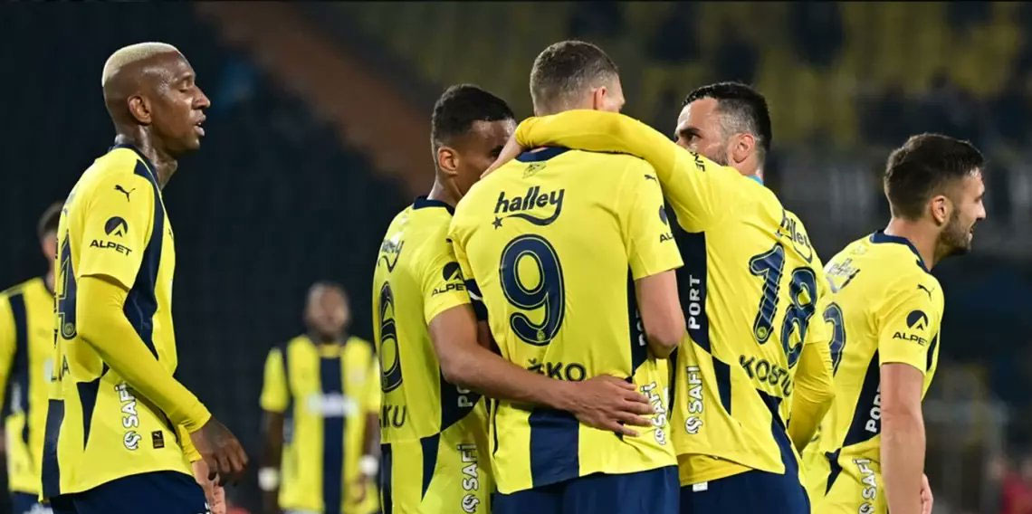 Benfica'dan Fenerbahçe'yi şoke eden karar!