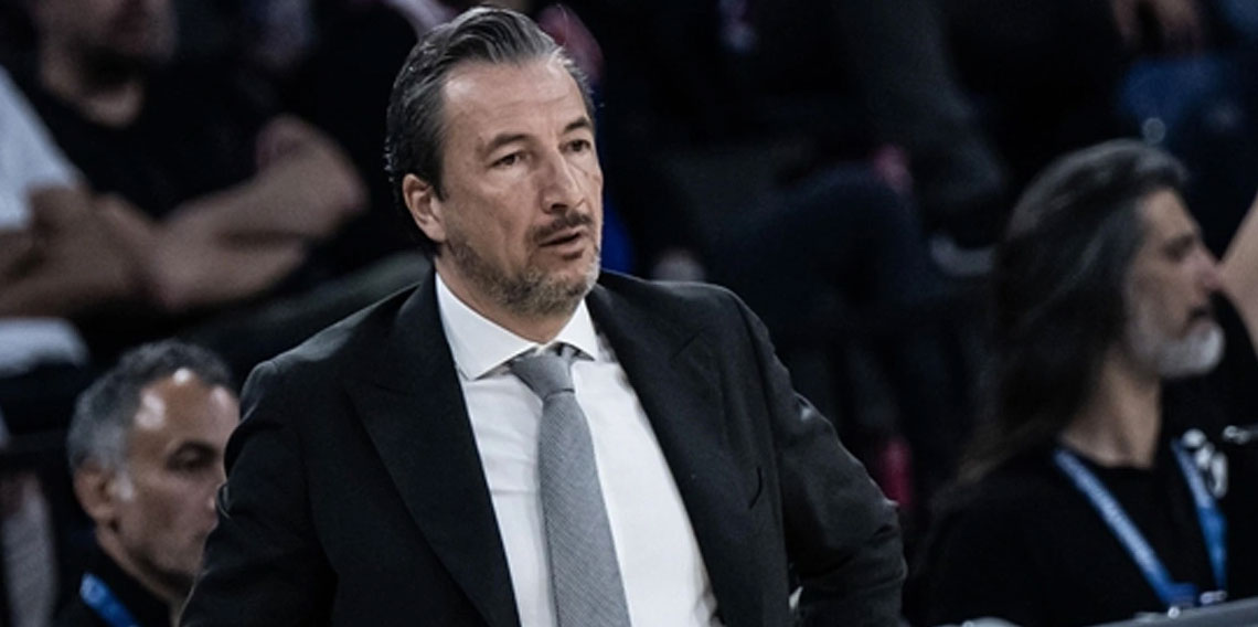Anadolu Efes'te Luca Banchi dönemi sona erdi