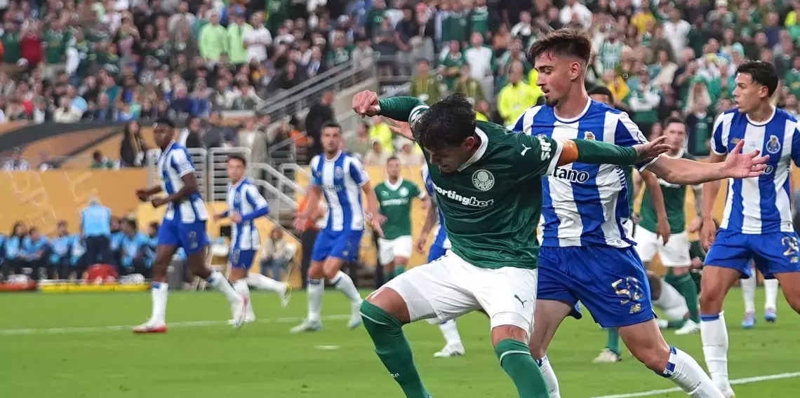 Porto Berabere, Botafogo Galip