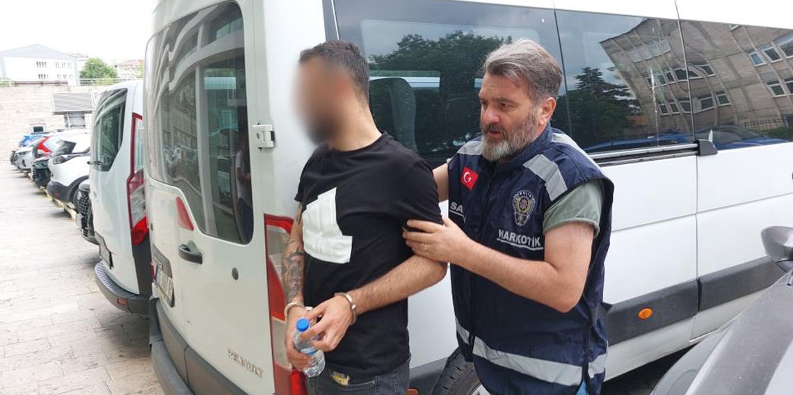 Uyuşturucu ticaretinden tutuklandı