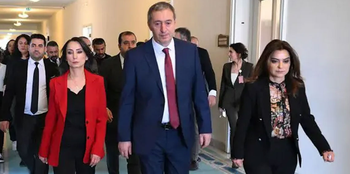 DEM Parti heyeti Silivri'de! Ekrem İmamoğlu’nu ziyaret ediyor