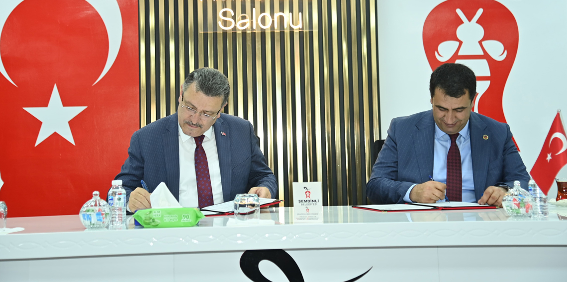 Şemdinli'de 'Trabzon Caddesi' Açıldı