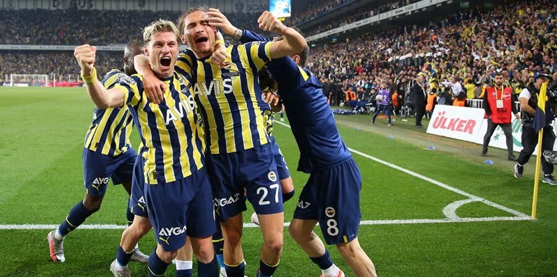 Fenerbahçe’nin Yeni Sezon Formasında Yıldız Olacak mı?