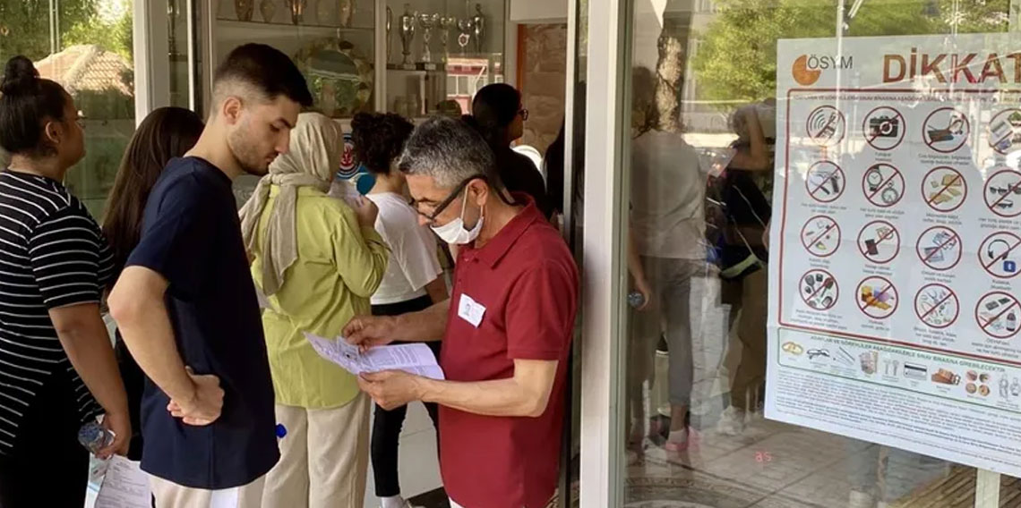 YKS maratonu başladı: 2.5 milyon aday ter dökecek