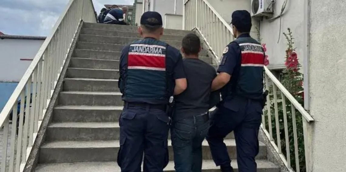 Artvin'de askeri yasak bölgeye girdi! 14 suç kaydıyla yakalandı