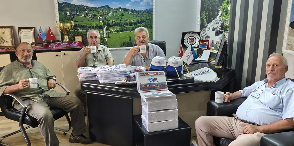 Trabzon sevgisi bordo mavi aşkı ile yola çıktılar 