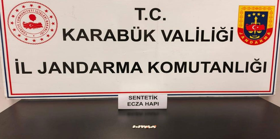 Karabük'te 17 sentetik ecza ele geçirildi