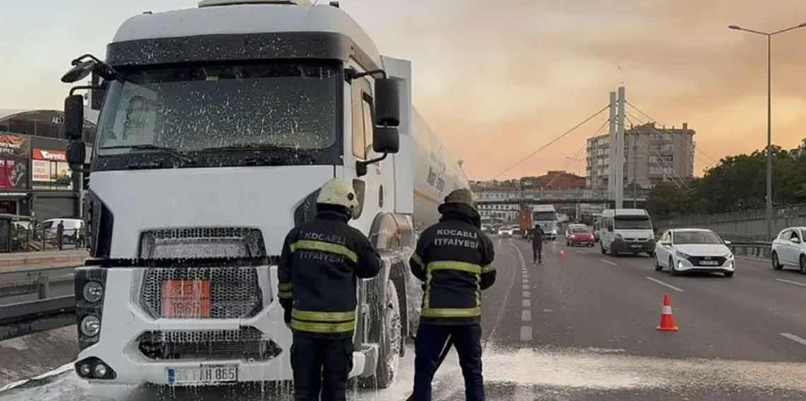 Kocaeli'de korku dolu anlar: Gaz yüklü tankerde yangın çıktı!