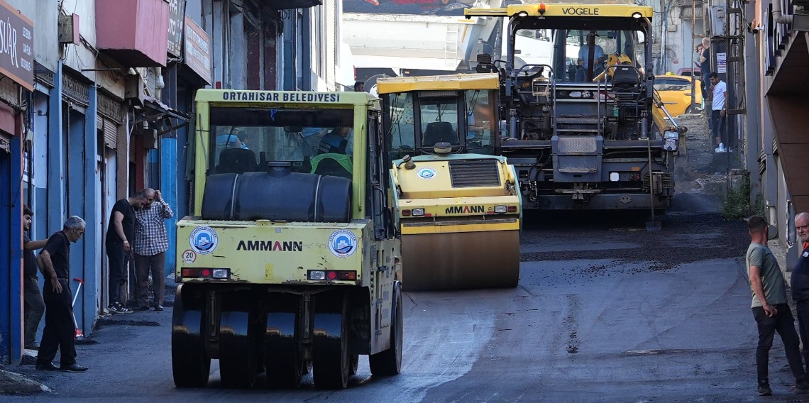 Sanayi Mahallesi'nde yol sorunu çözülüyor