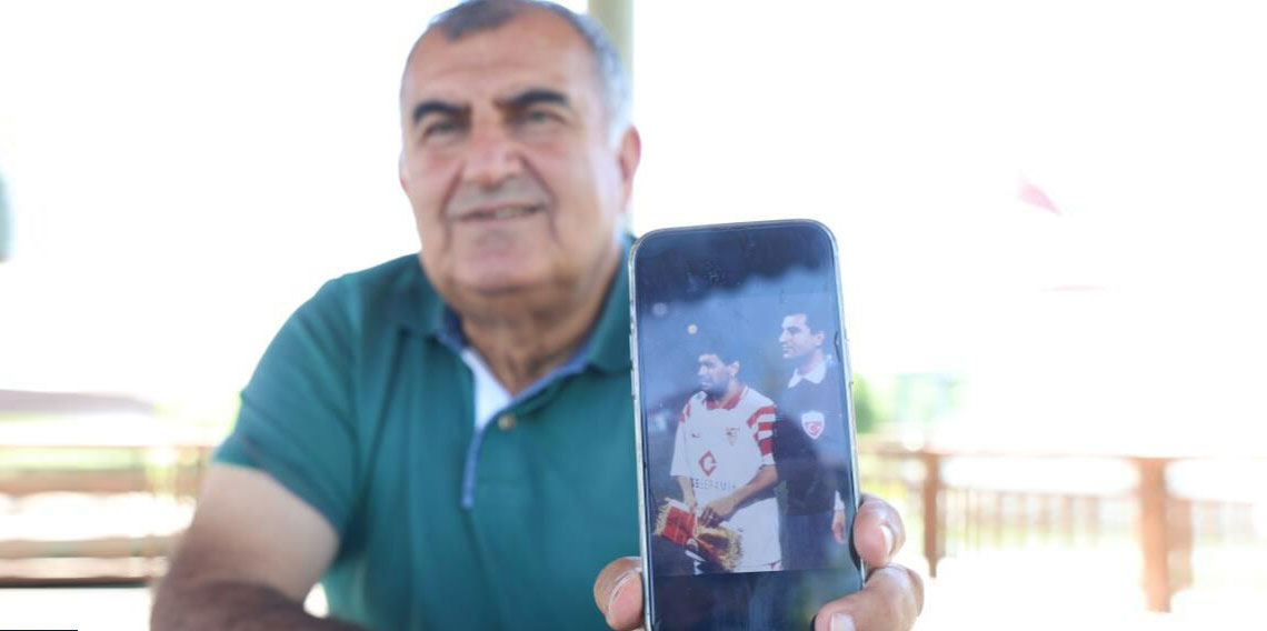 Maradona Türk kahvesi içsin diye maç geç başladı!