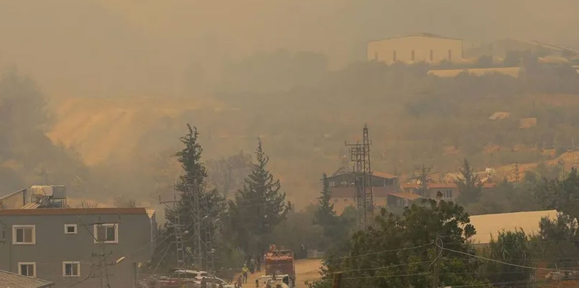 AFAD'dan yangından etkilenenlere yardım: Hane başına 162 bin lira