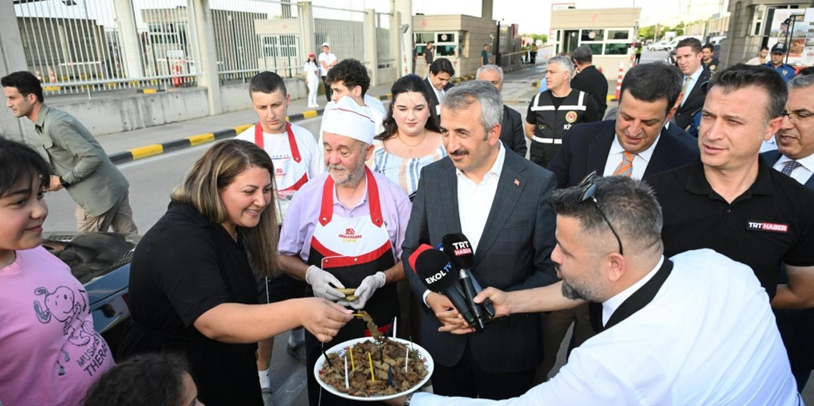 Gurbetçilerin ana vatana yolculuğu başladı