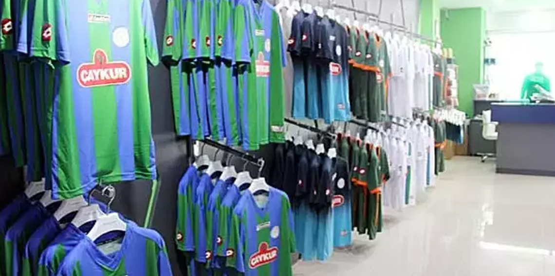 Rizespor formaları satışa çıktı