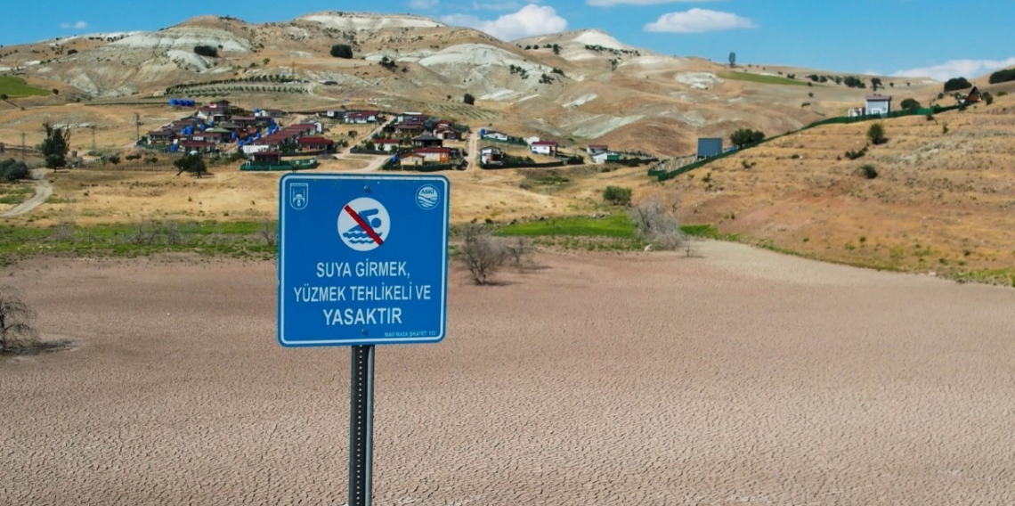 Hobi bahçelerinin kuyuları gölü kuruttu iddiası