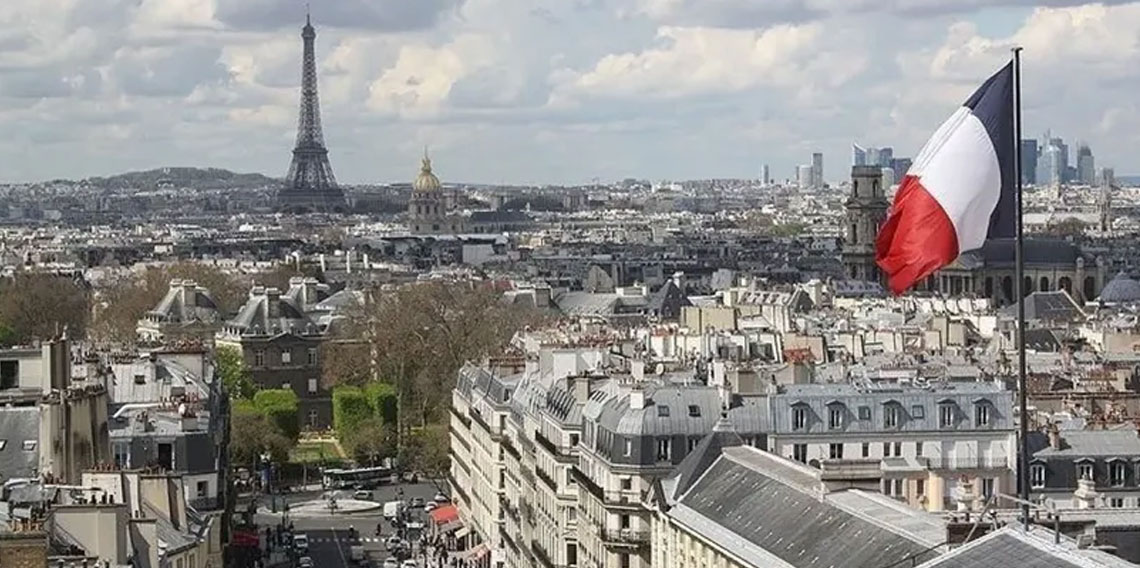 Paris Belediyesi'nden Gazze'ye fahri hemşehrilik: Eyfel Kulesi ışıkları kapatılacak