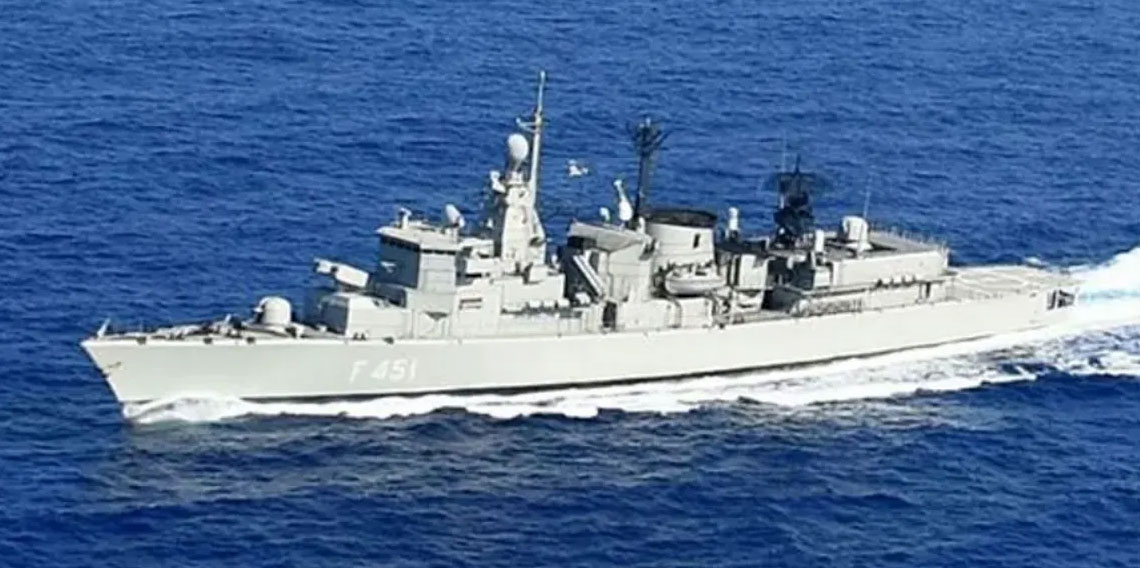 ABD, Yunanistan'daki donanma üssünü kaleye çevirdi