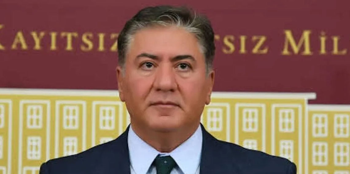 CHP Grup Başkanvekili Murat Emir hastaneye kaldırıldı