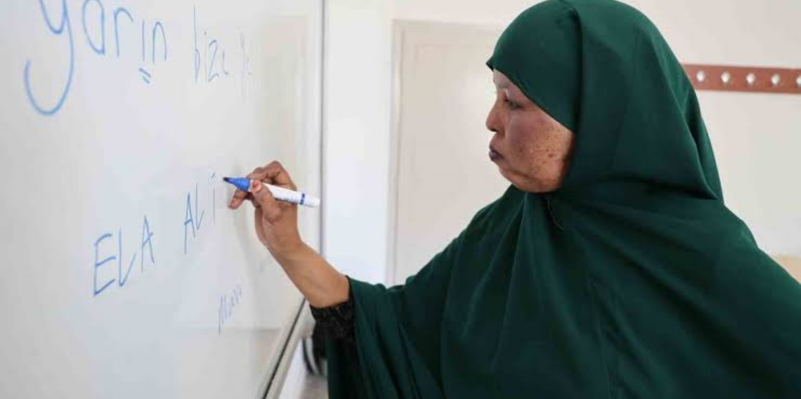 Kanser hastası annesi için 6 bin kilometre geldi