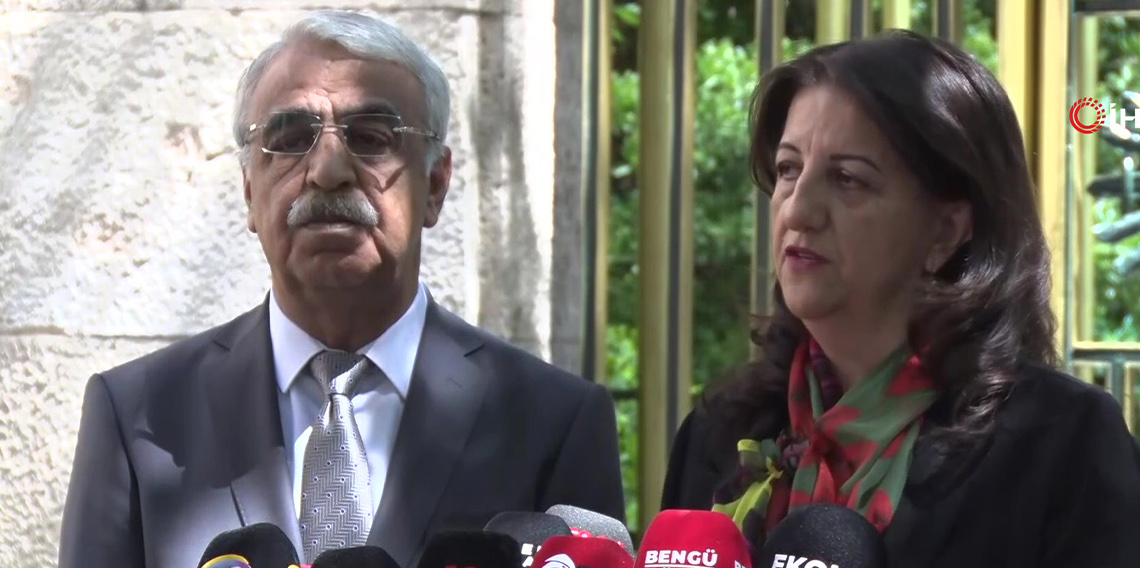 DEM Parti: 